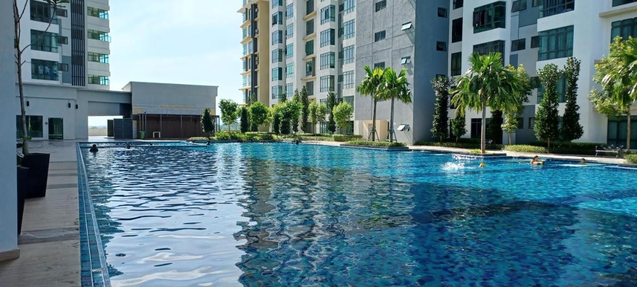 Homestay Arc Austin Hills Jb 4-5Pax Johor Bahru Kültér fotó